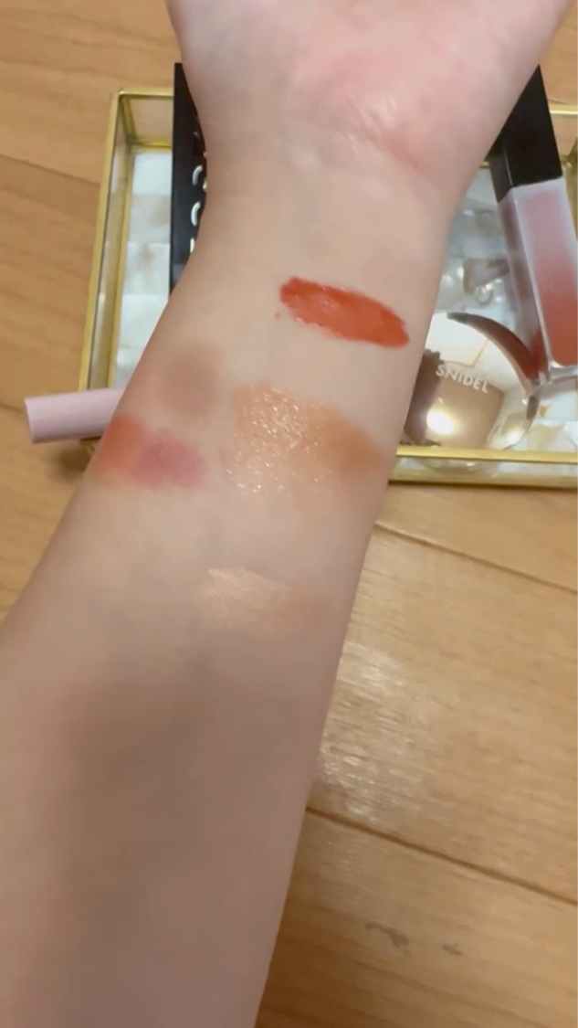 ルミナイジング カラー アイズ/SNIDEL BEAUTY/ジェル・クリームアイシャドウの動画クチコミ5つ目