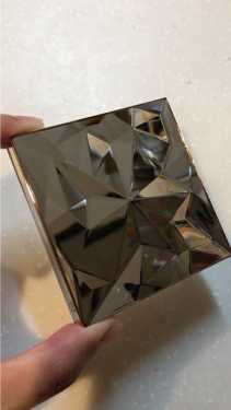 クレ・ド・ポー ボーテ レオスールデクラ/クレ・ド・ポー ボーテ/パウダーハイライトを使ったクチコミ(2枚目)