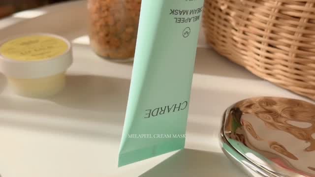 メラピールクリームマスク/CHARDE/ピーリングの動画クチコミ1つ目