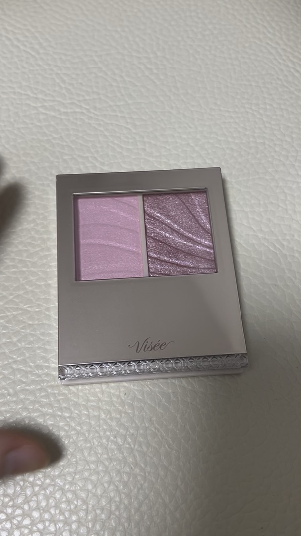 レイヤード フルリ チーク/Visée/パウダーチークの人気ショート動画