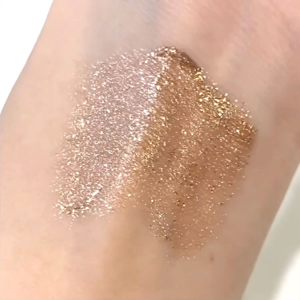 ウォーターグリッターシャドウ/SISTER ANN/グリッターの動画クチコミ3つ目