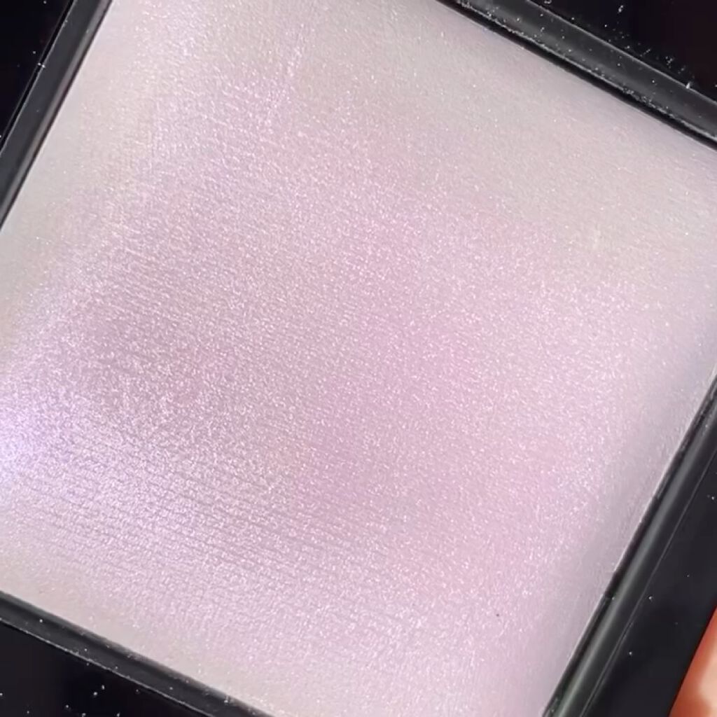 10TH ANNIVERSARY BEYOND POWDER/Illamasqua/パウダーチークの動画クチコミ1つ目