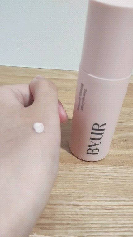 セラムフィット シャイニング トーンアップクリーム /ByUR/化粧下地の人気ショート動画