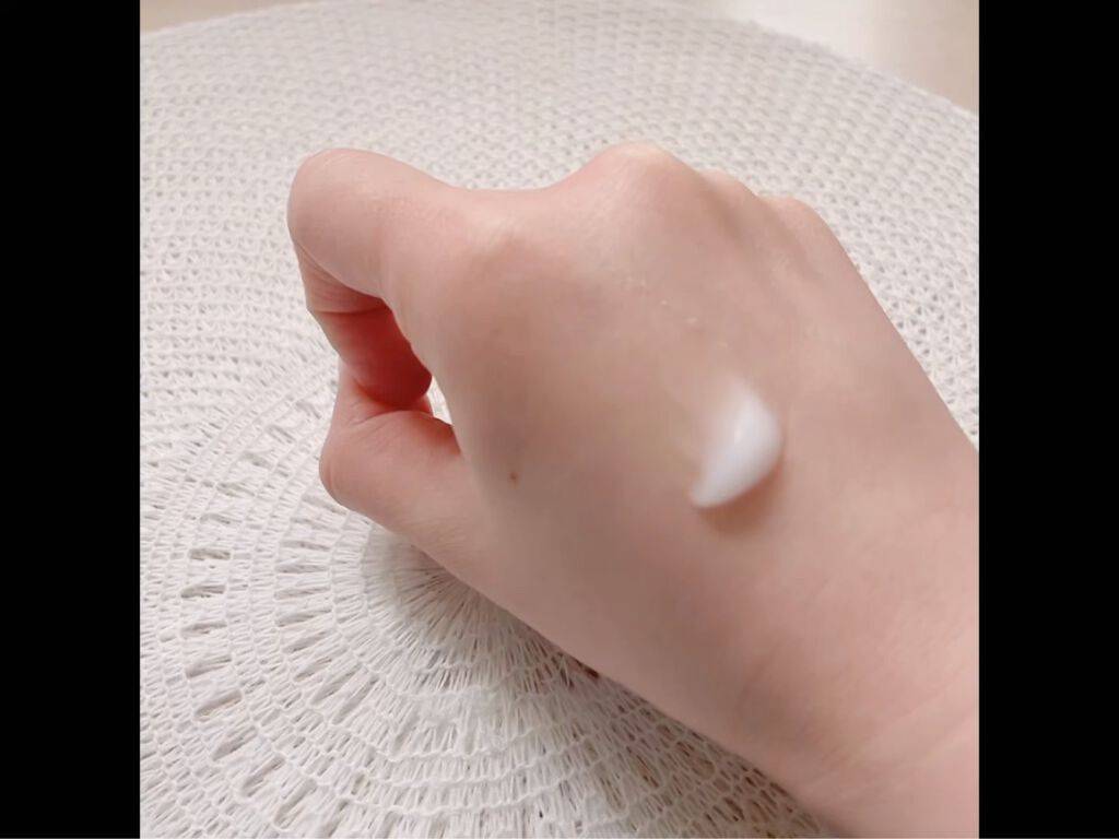 DHC DHCルクスミー 薬用ホワイトニング ジェルのクチコミ「꒰ ｽｳｫｯﾁ動画あり ꒱‬
▹▸﻿DHC ルクスミー 薬用ホワイトニング ジェル 120g .....」（3枚目）