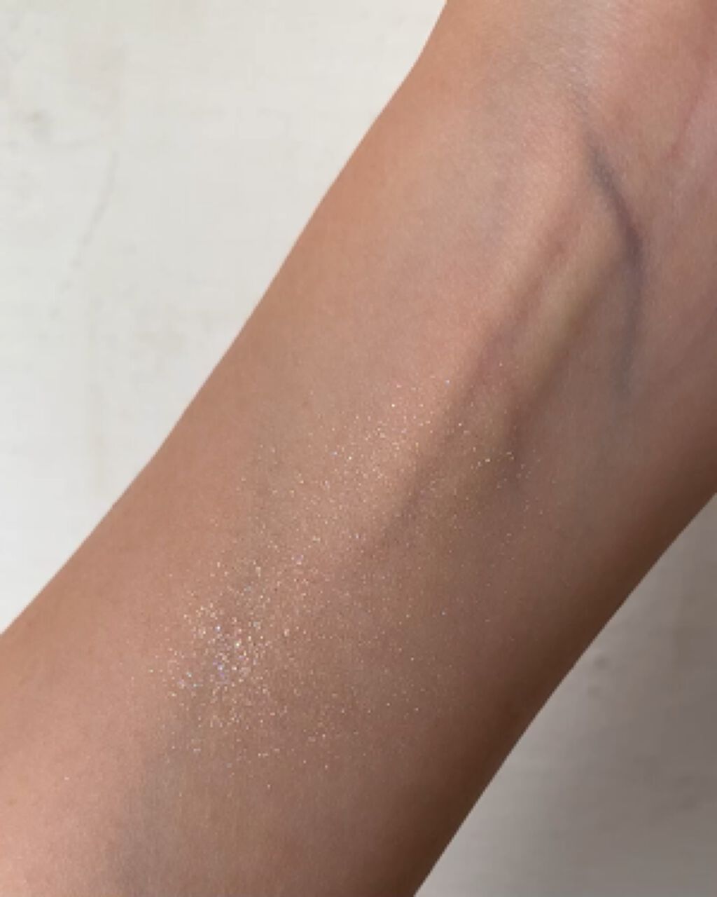 マルチグリッターカラー/ENBAN TOKYO/単色アイシャドウを使ったクチコミ（2枚目）