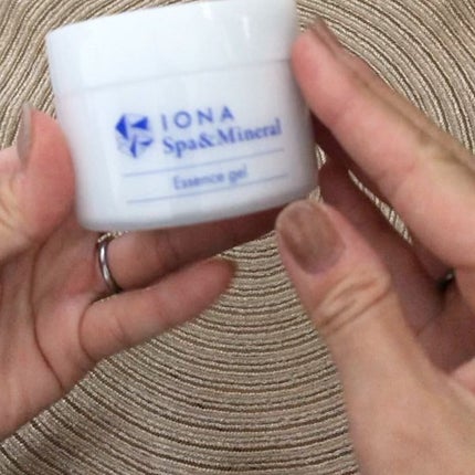 スパ&ミネラル エッセンス ジェル/IONA/フェイスクリームを使ったクチコミ(3枚目)