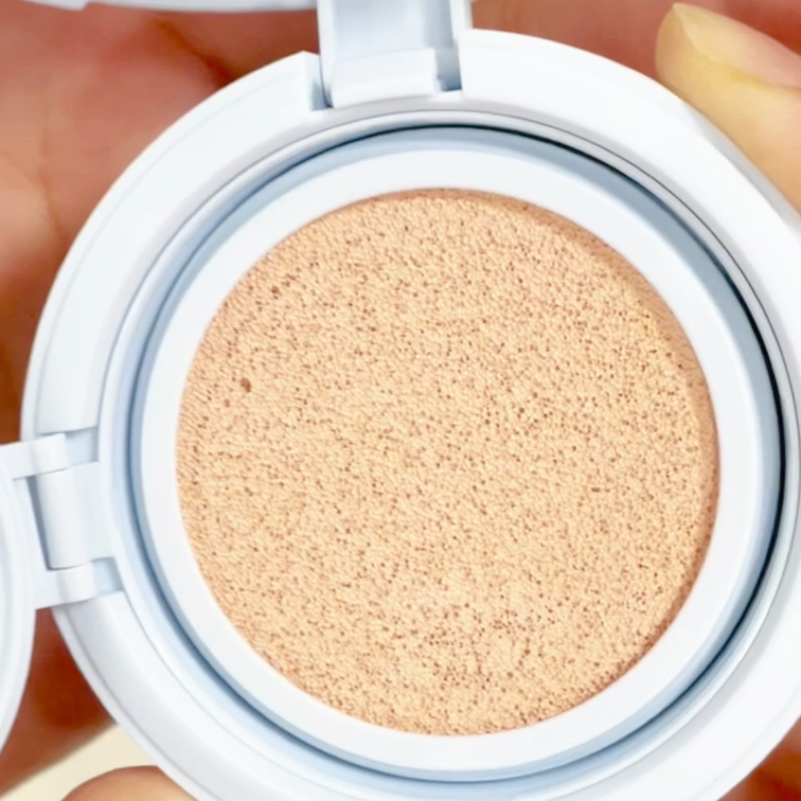 グロー マットクッション/APRILSKIN/クッションファンデーションを使ったクチコミ（3枚目）