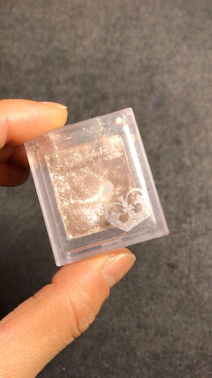 プリズム パウダーアイカラー/リンメル ロンドン/単色アイシャドウの人気ショート動画