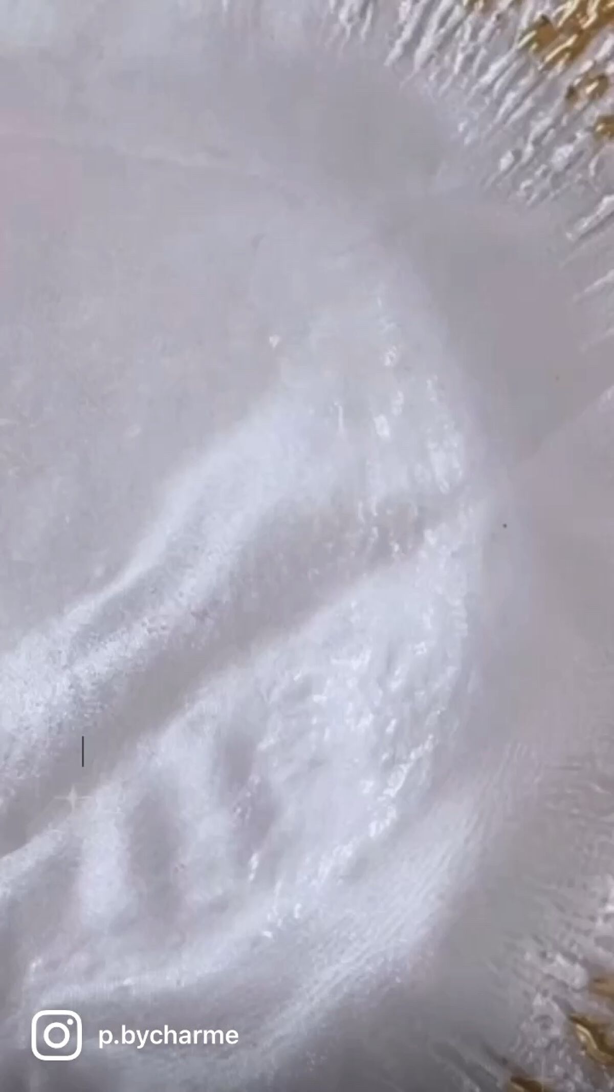 #ハートネイル,#ストーンネイル,#キラキラネイル,#ビジューネイルのネイルデザイン