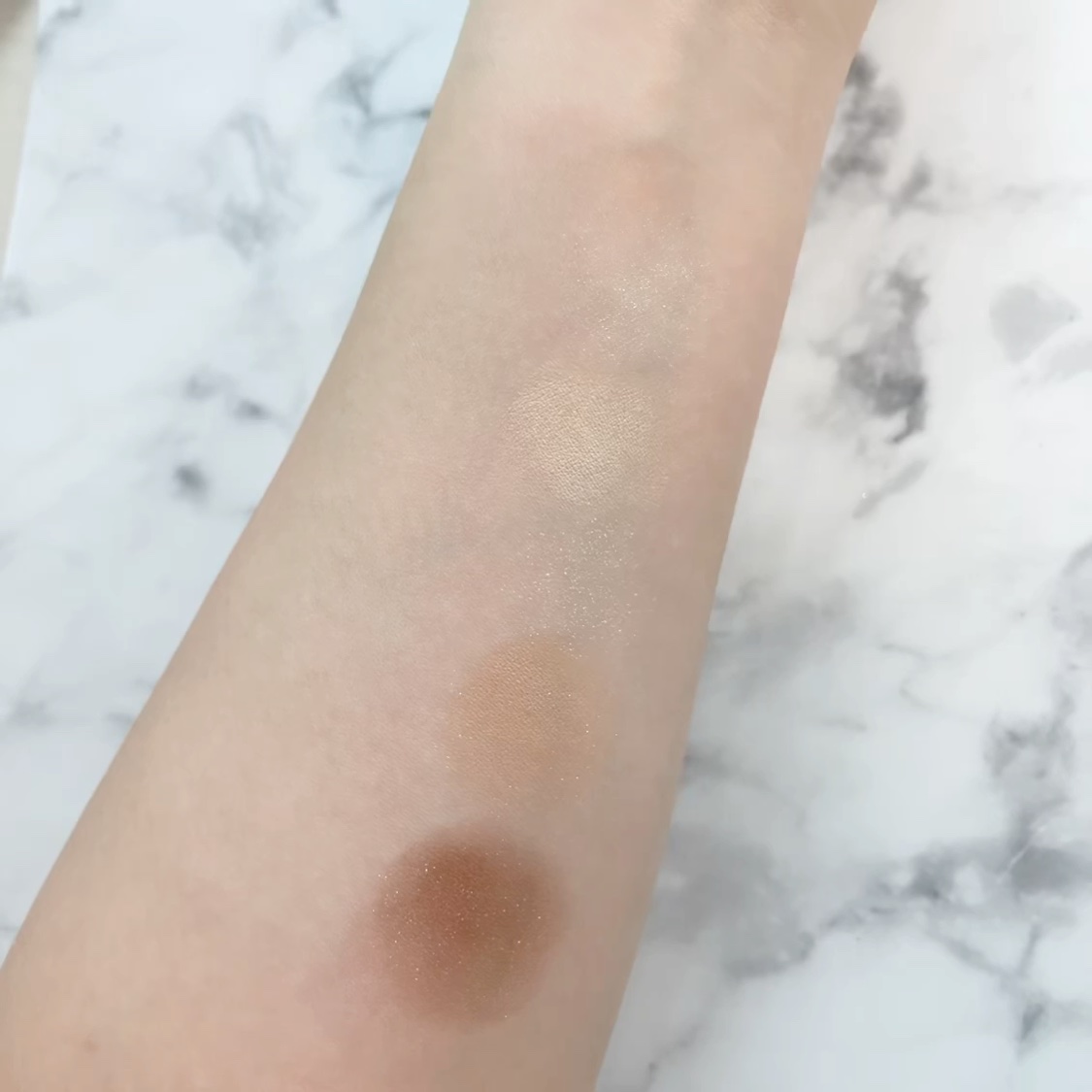 ムードシャワーアイパレット/unleashia/アイシャドウパレットの動画クチコミ3つ目