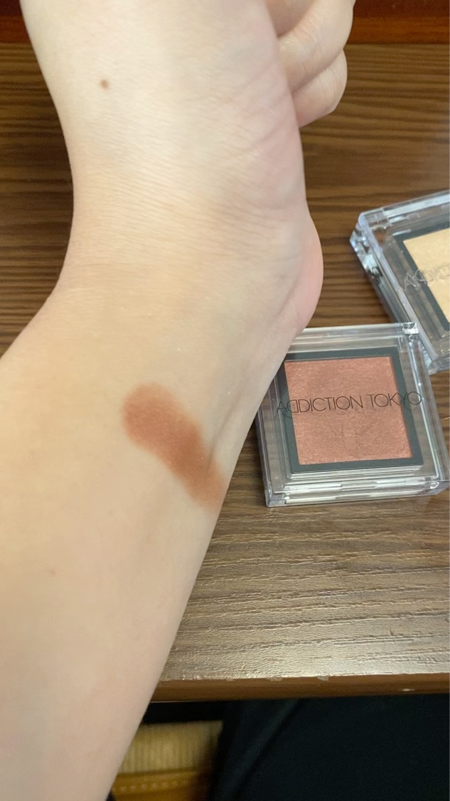 ザ アイシャドウ L/ADDICTION/単色アイシャドウを使ったクチコミ（3枚目）
