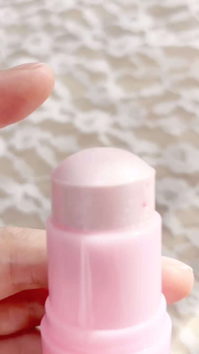 バターメルティングスティック 02ピーチバター/ネイチャーリパブリック/チークの動画クチコミ1つ目