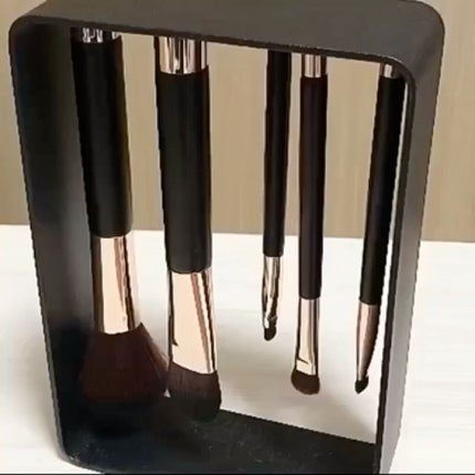 フェネート マグネティック メイクアップブラシセット ブラック(5本組)/フランフラン/メイクブラシを使ったクチコミ(3枚目)