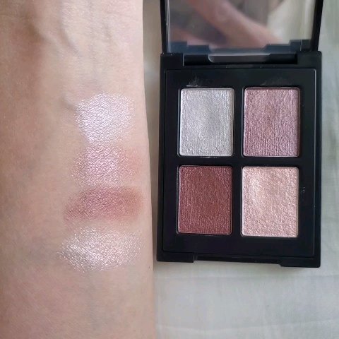 エトワルローズ 4色アイシャドウ/Étoile Rose/アイシャドウパレットの動画クチコミ4つ目