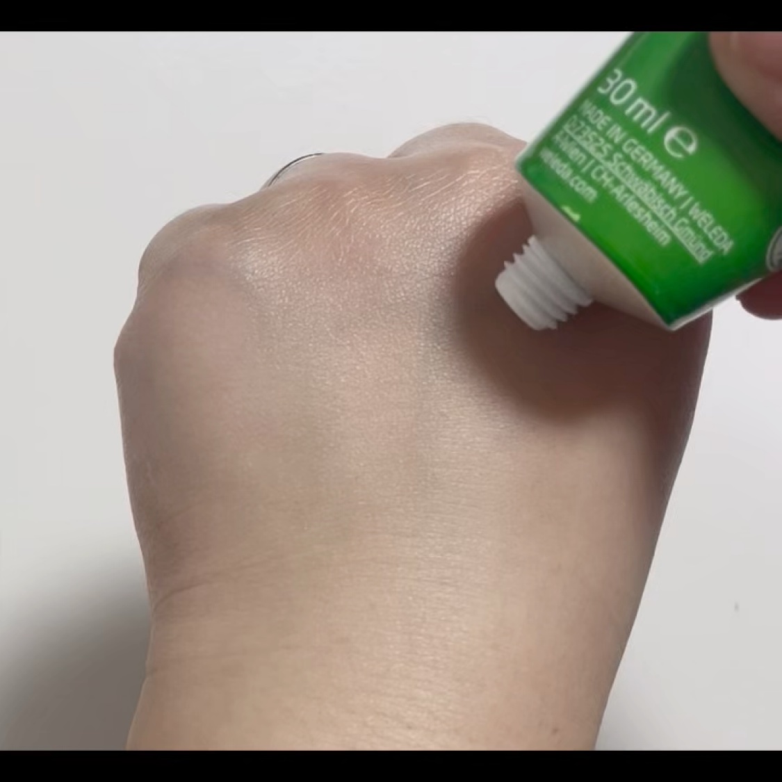 スキンフード /WELEDA/ボディクリームを使ったクチコミ（3枚目）