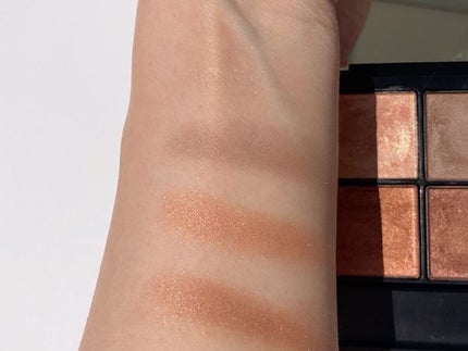 シグニチャー カラー アイズ/SUQQU/アイシャドウパレットを使ったクチコミ(3枚目)