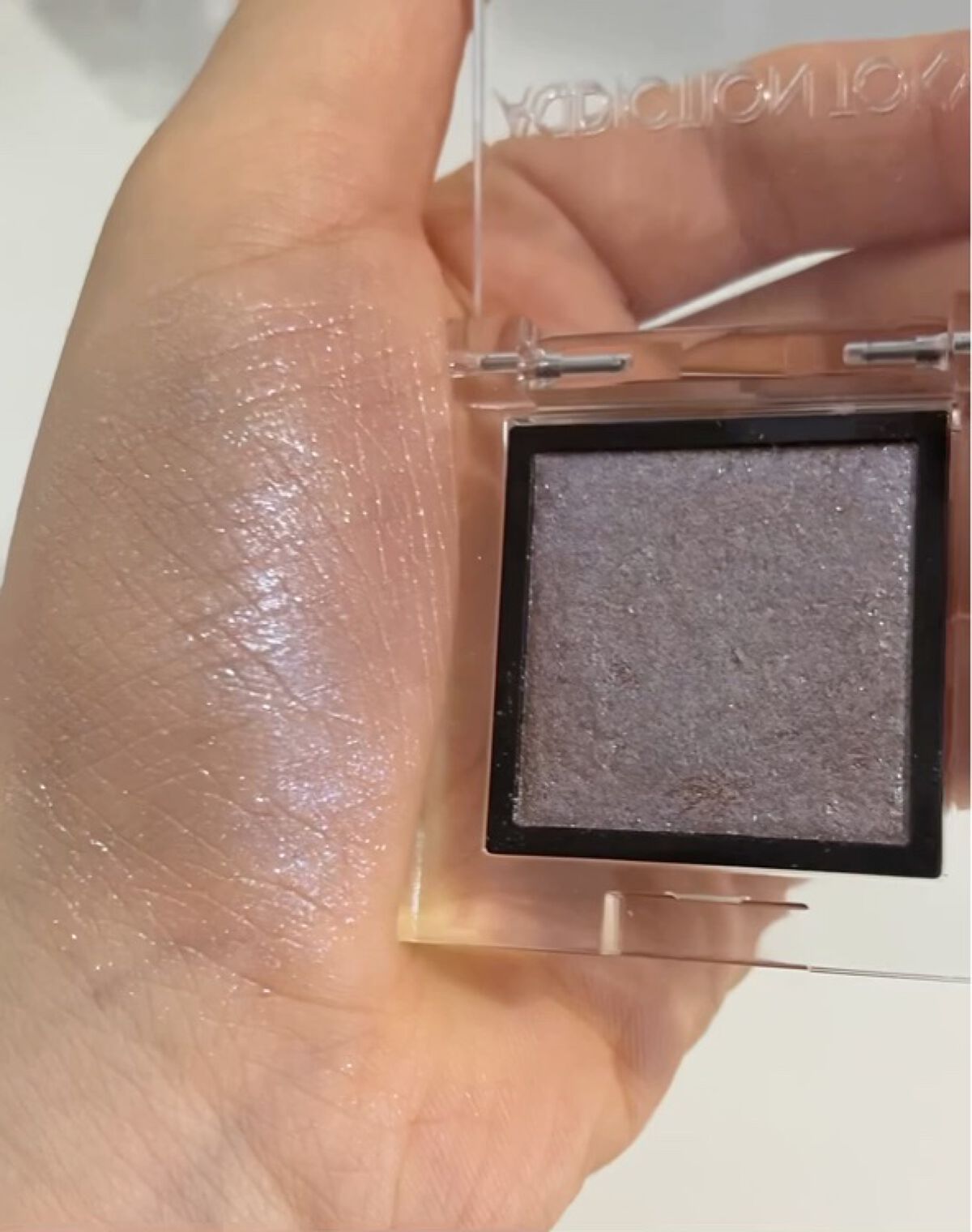 アディクション ザ アイシャドウ スパークル/ADDICTION/単色アイシャドウを使ったクチコミ（2枚目）