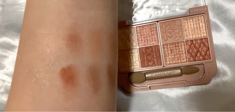 プティパレットアイズ/キャンメイク/パウダーアイシャドウを使ったクチコミ（2枚目）