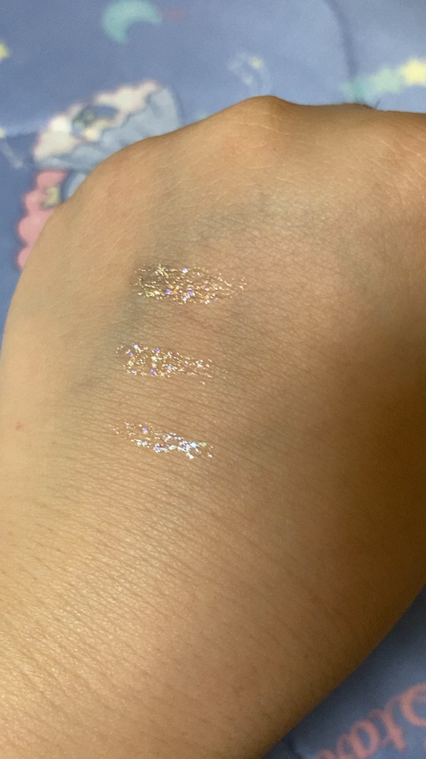 リキッド グリッター シャドウ/rom&nd/グリッターの人気ショート動画