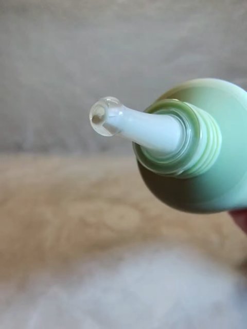CICA NUT HYAL SUN SERUM/nutseline/化粧下地の動画クチコミ4つ目