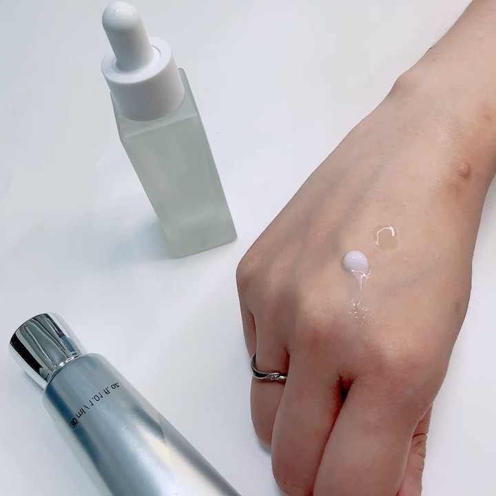 エッセンシャル リアル アイクリーム フォーフェイス/AHC/アイケア・アイクリームを使ったクチコミ（2枚目）