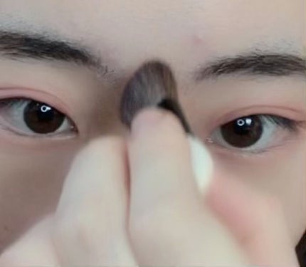 パウダリーファンデーション コンフィデントタッチ セカンドスキン/ブリリアージュ/パウダーファンデーションの人気ショート動画