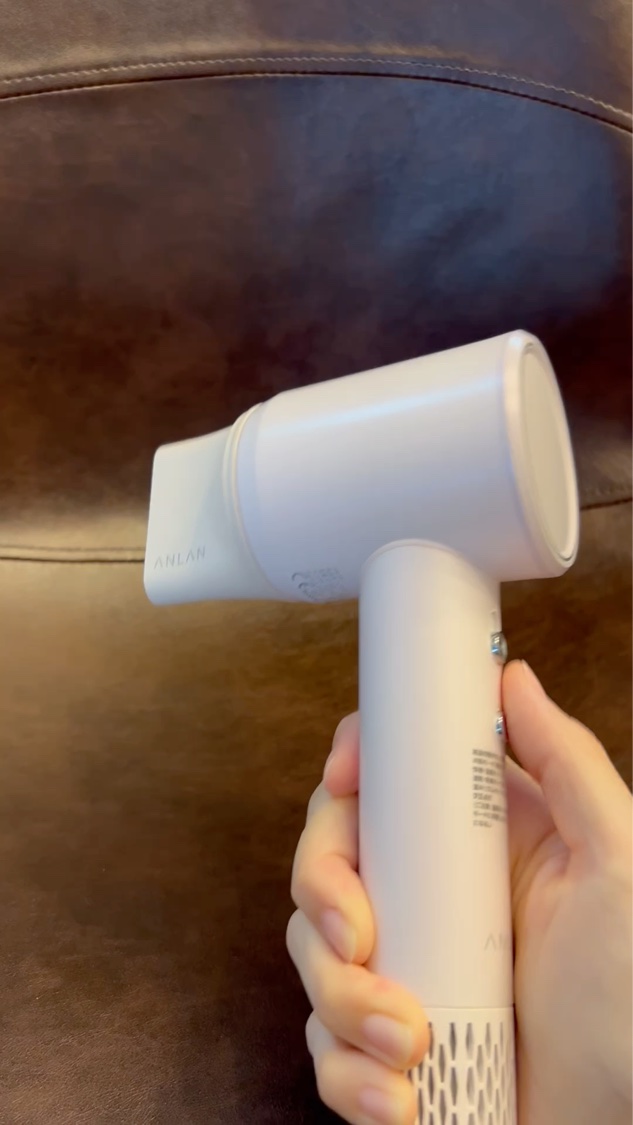 ダブルケアドライヤー/ANLAN/ドライヤーを使ったクチコミ（2枚目）