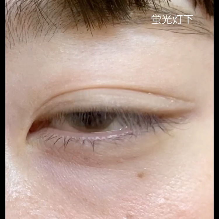 ShineTouch 1day/OLENS/ワンデー（１DAY）カラコンの動画クチコミ2つ目