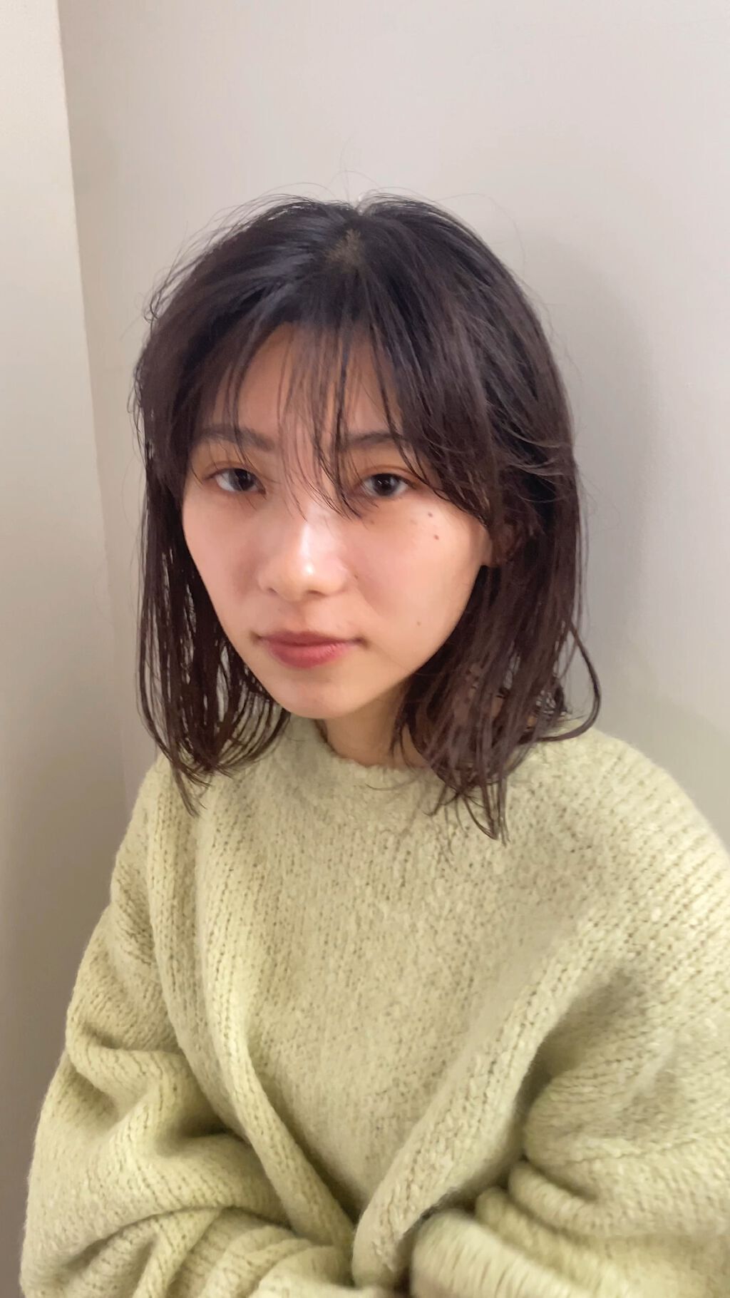 アドバンスドエシリアルスムースオペレーター ルースパウダー/THREE/ルースパウダーの人気ショート動画