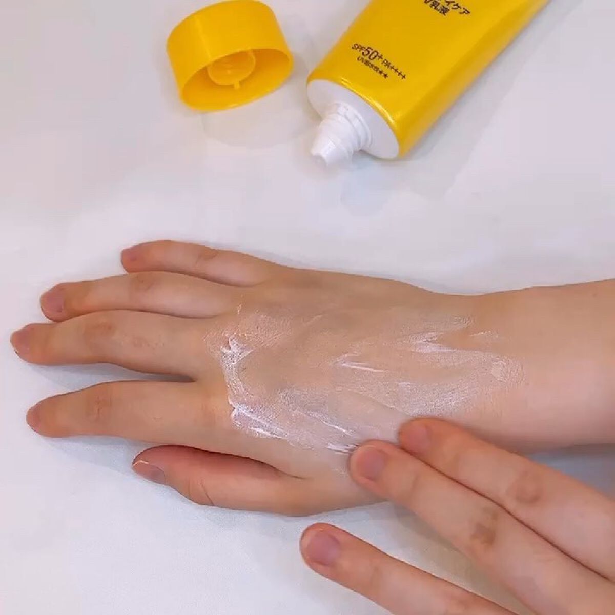 メラノCC ディープデイケアUV乳液/メラノCC/日焼け止めミルクを使ったクチコミ（2枚目）