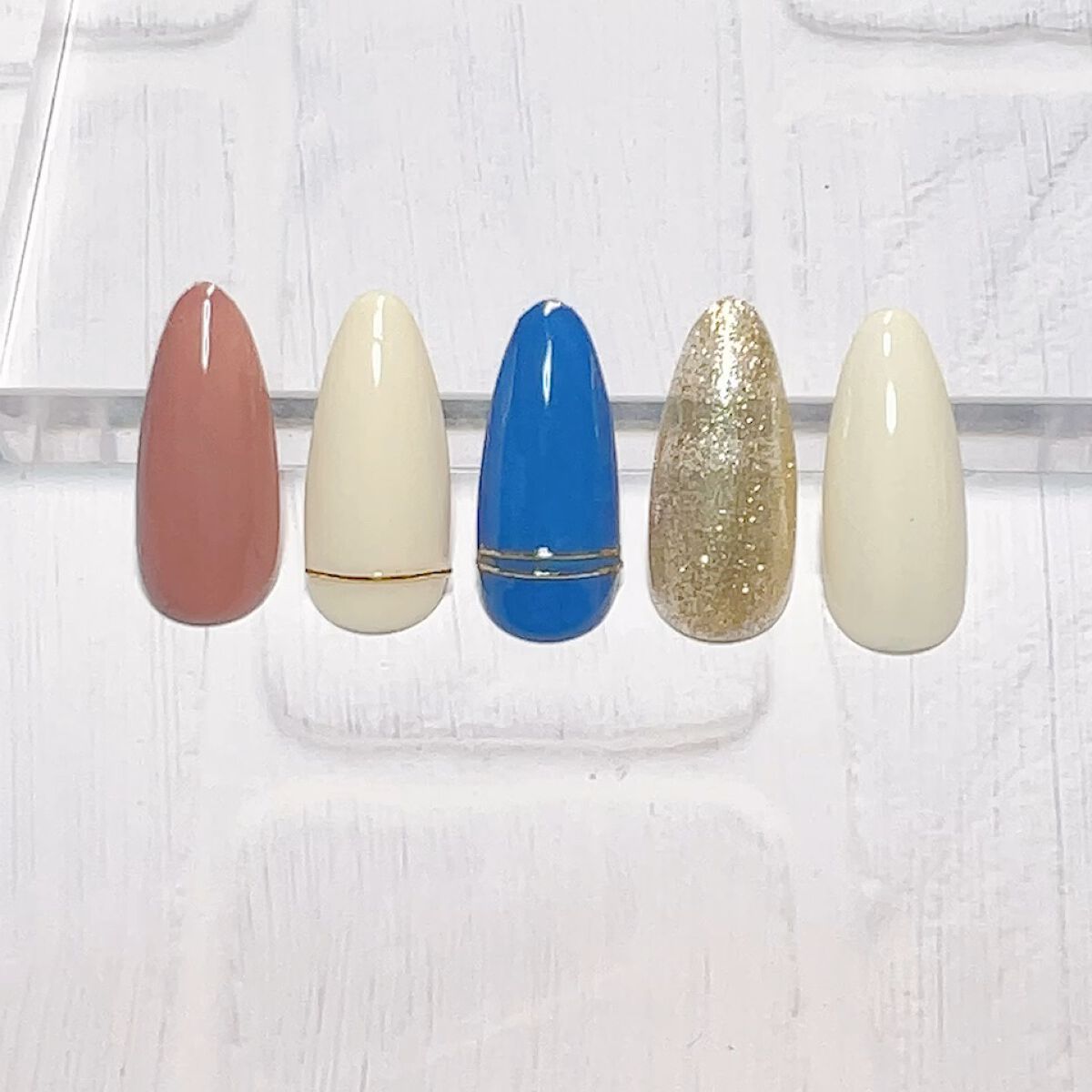 ネイルシール/セリア/ネイルシールの人気ショート動画