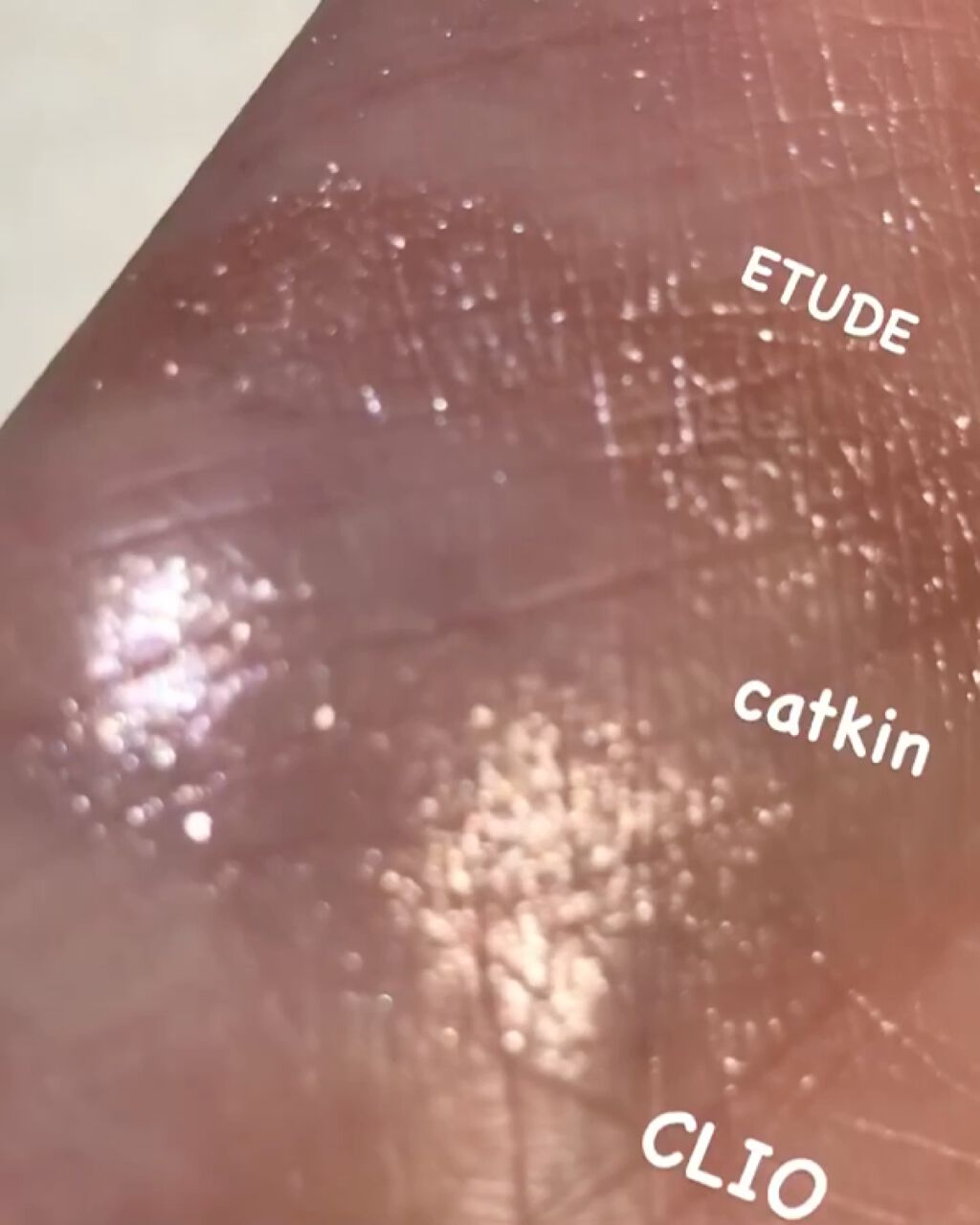 グリッタースノー エアームースアイズパレット/ETUDE/アイシャドウパレットを使ったクチコミ（3枚目）