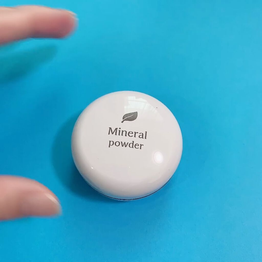 ミネラルファンデーションD/DAISO/ルースパウダーの動画クチコミ1つ目