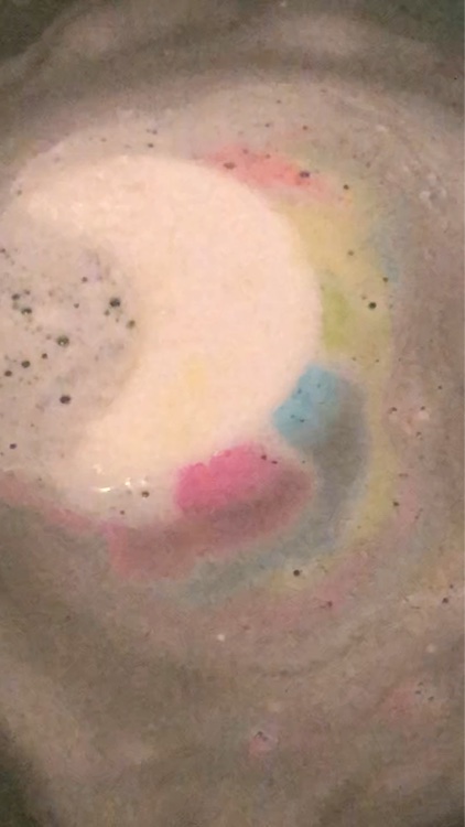 ロマンチックバブルバー/I'M BOMB/保湿系入浴剤を使ったクチコミ（2枚目）