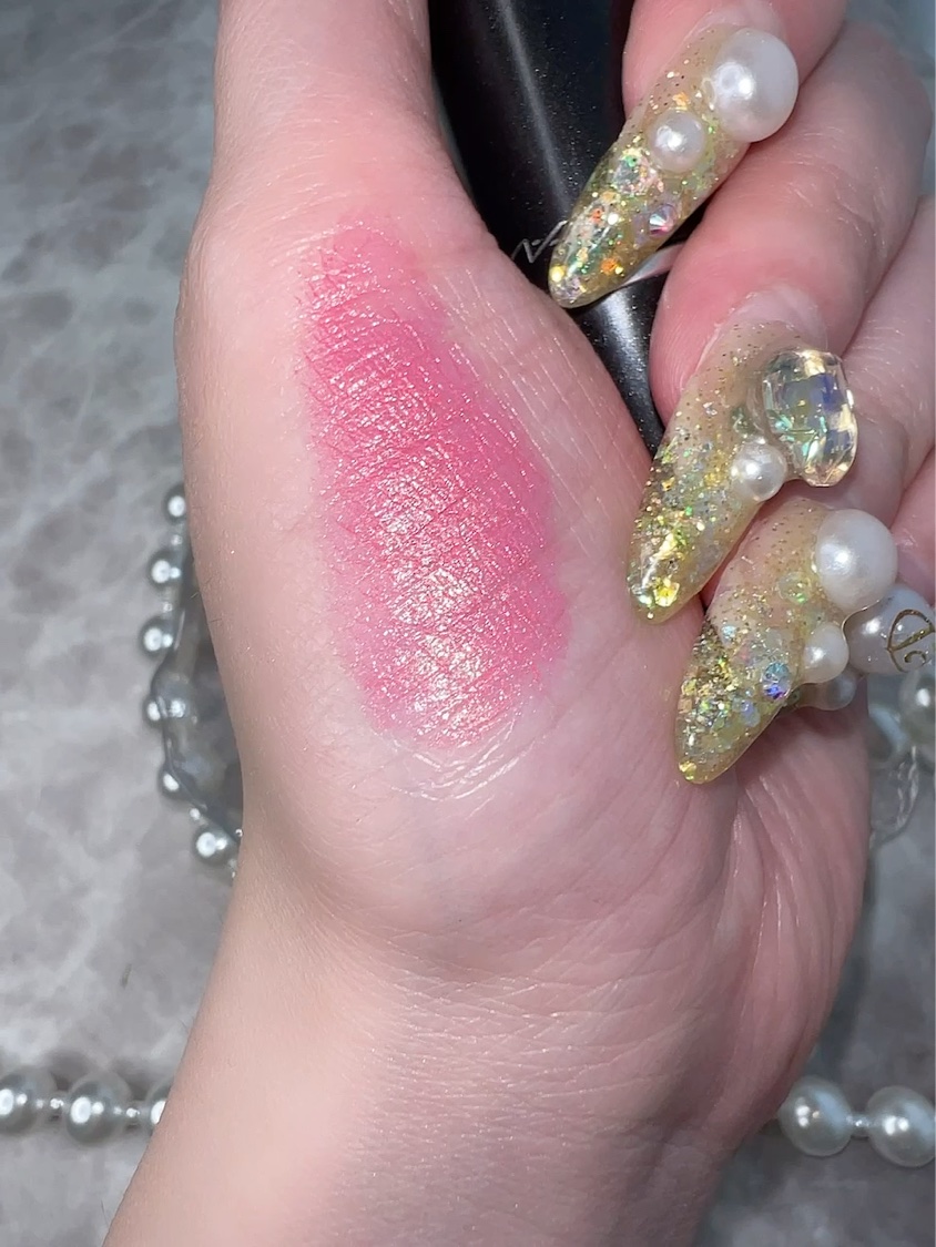 リップスティック/M・A・C/口紅の動画クチコミ1つ目