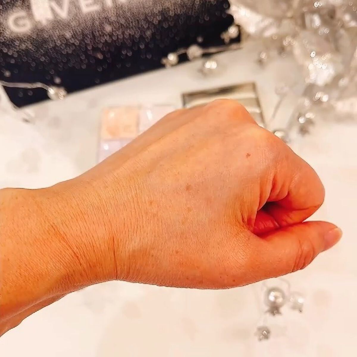 プリズム・プライマー/GIVENCHY/化粧下地の動画クチコミ5つ目