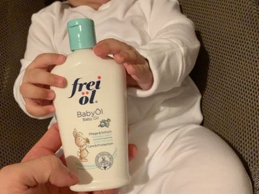 フレイオイル（freioil） ベビーオイル（Baby Oil）のクチコミ「息子の保湿に @freioil.jp のベビーオイル👶﻿
﻿
このオイル、ベタつかずにサラッと.....」（2枚目）