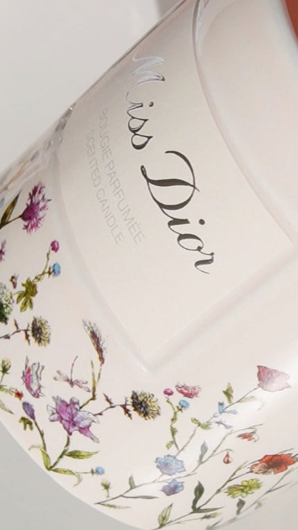 試してみた】Dior ミス ディオール キャンドルのリアルな口コミ 試してみた】Dior ミス ディオール キャンドルのリアルな口コミ