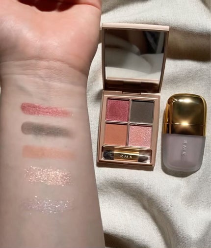 ローズウッドデイドリーム 4アイズ /RMK/アイシャドウパレットを使ったクチコミ(4枚目)