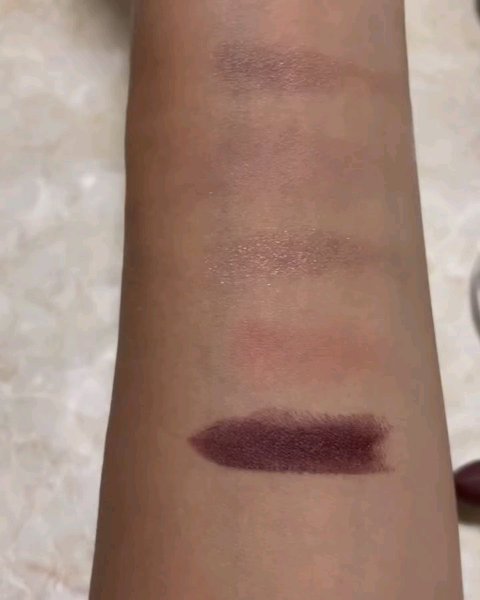 ダズルシャドウ エクストリーム/M・A・C/単色アイシャドウの動画クチコミ5つ目