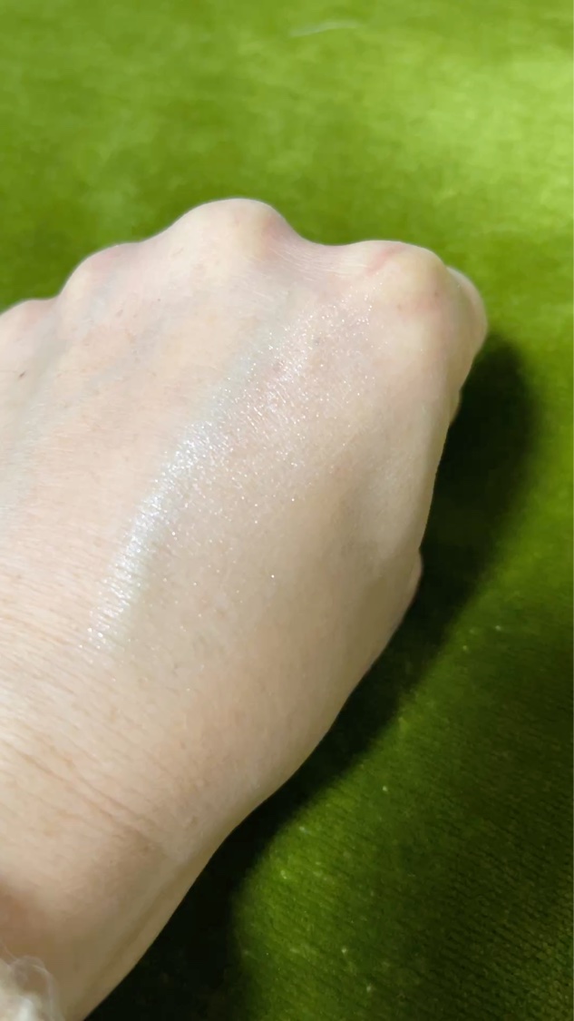 オーラデュウ プリズム イルミネーター/SHISEIDOザ・メーキャップ/プレストパウダーを使ったクチコミ（3枚目）