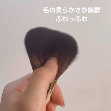 SUN01 Shading Brush/okhee/メイクブラシの動画クチコミ4つ目