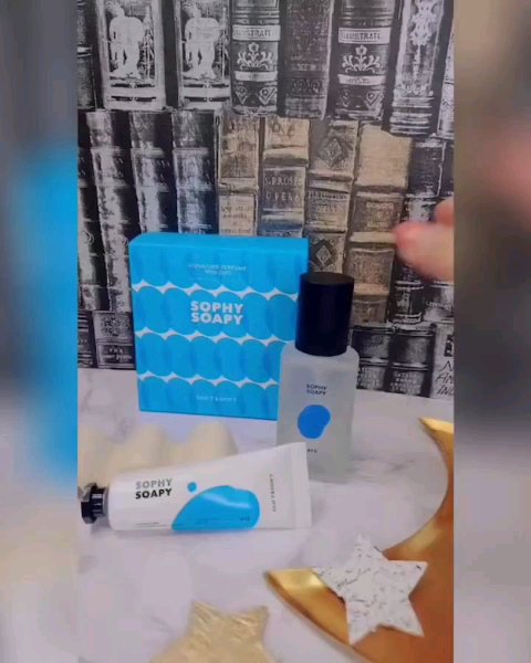 SOPHY SOAPY hair&body Mist/DUFT&DOFT/ヘアミストの動画クチコミ1つ目