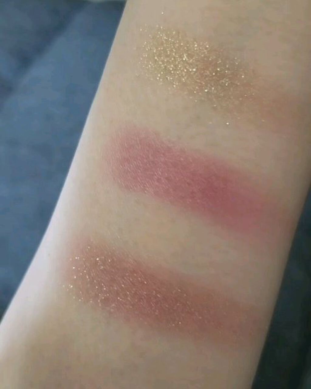 セルヴォーク ヴォランタリー アイズ/Celvoke/単色アイシャドウを使ったクチコミ（3枚目）