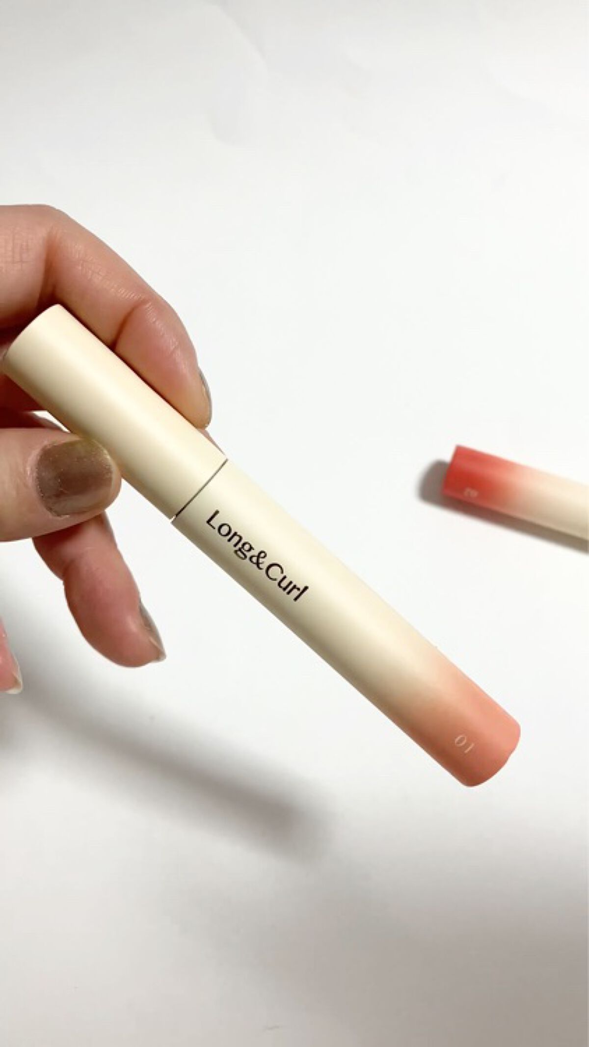 フィーJカールマスカラ ボリュームアンドカール/fwee/マスカラの動画クチコミ4つ目