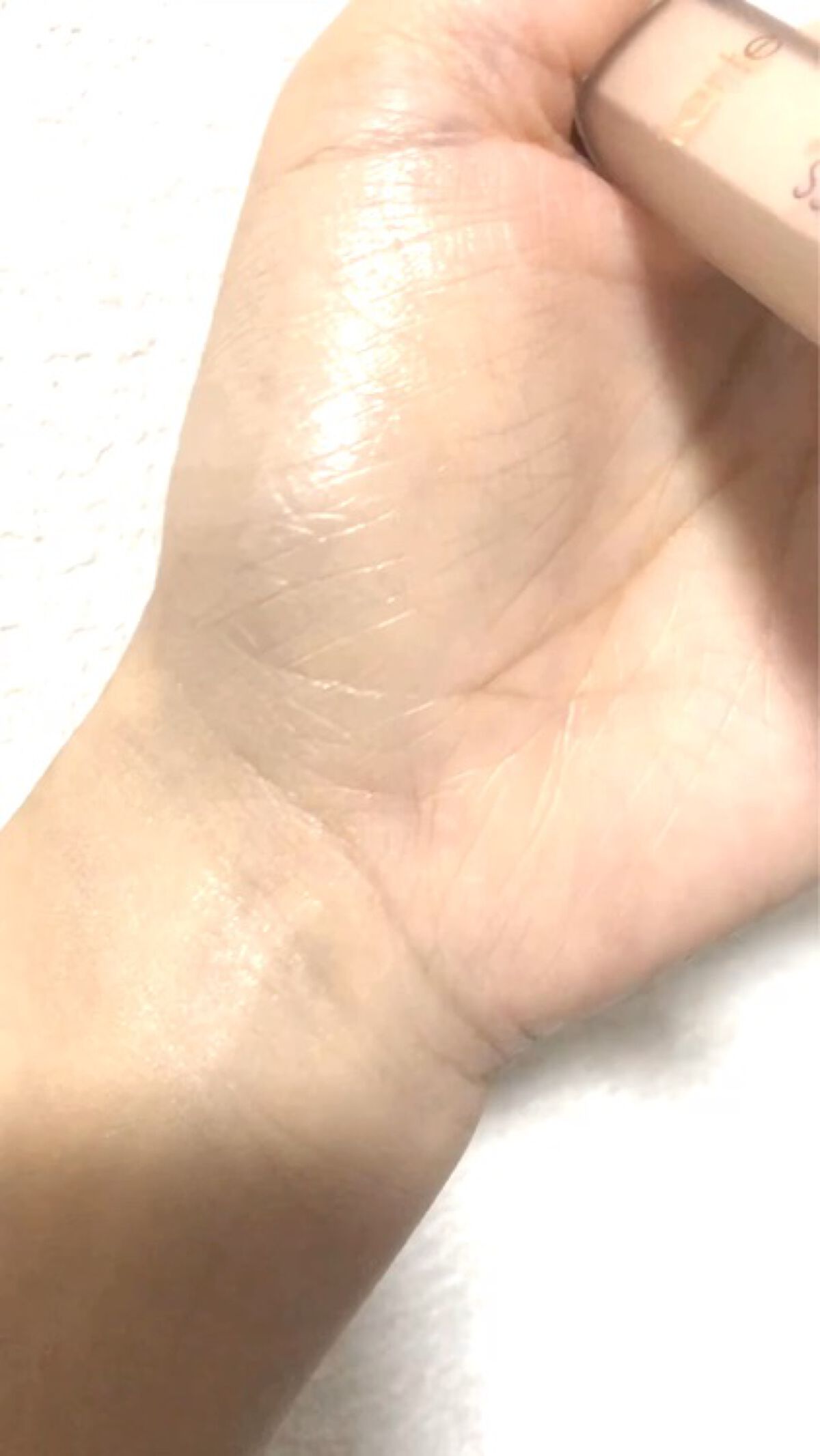 shape tape contour concealer/tarte/リキッドコンシーラーの動画クチコミ3つ目