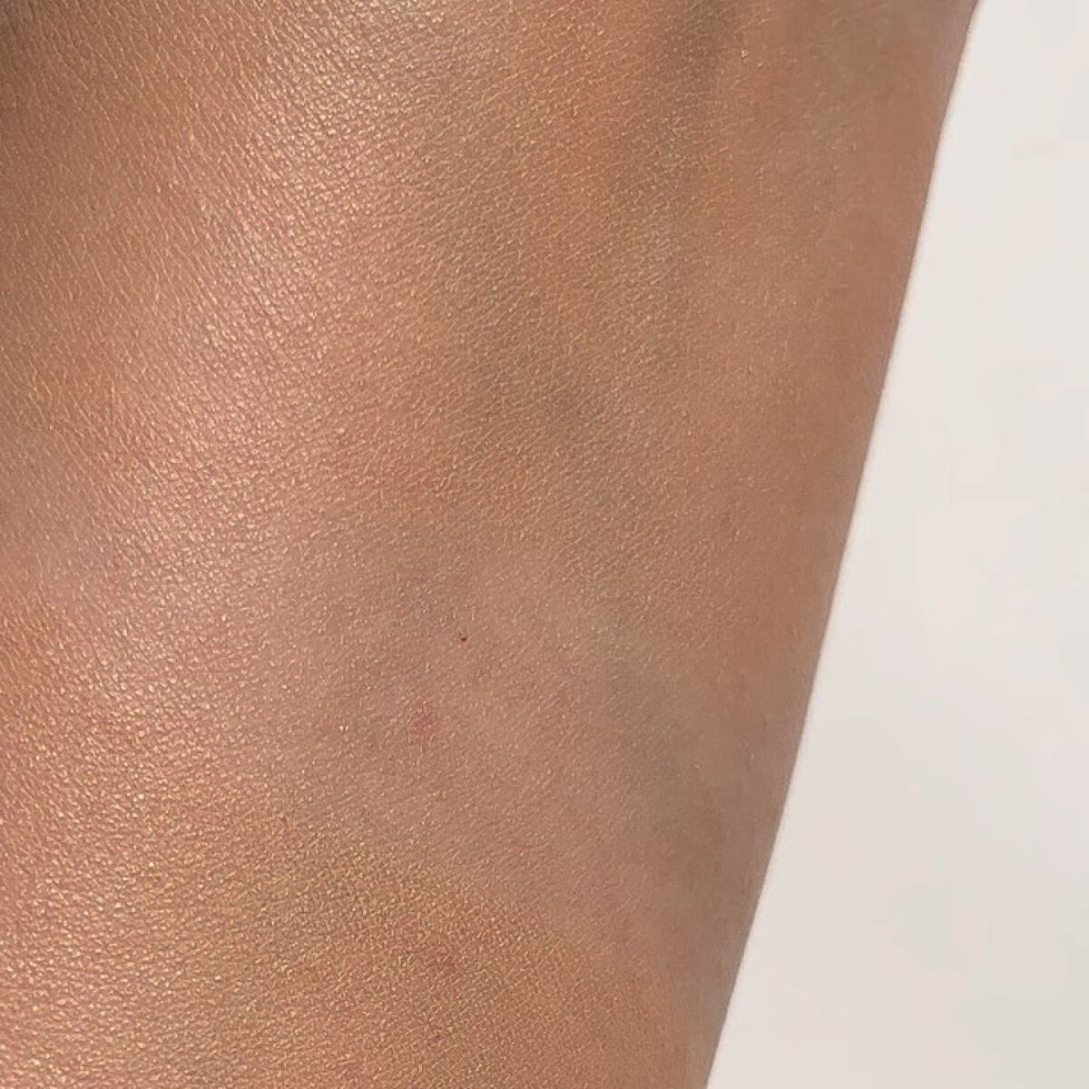 クール スキンウェア グロウ EX/ESPRIQUE/化粧下地の動画クチコミ5つ目