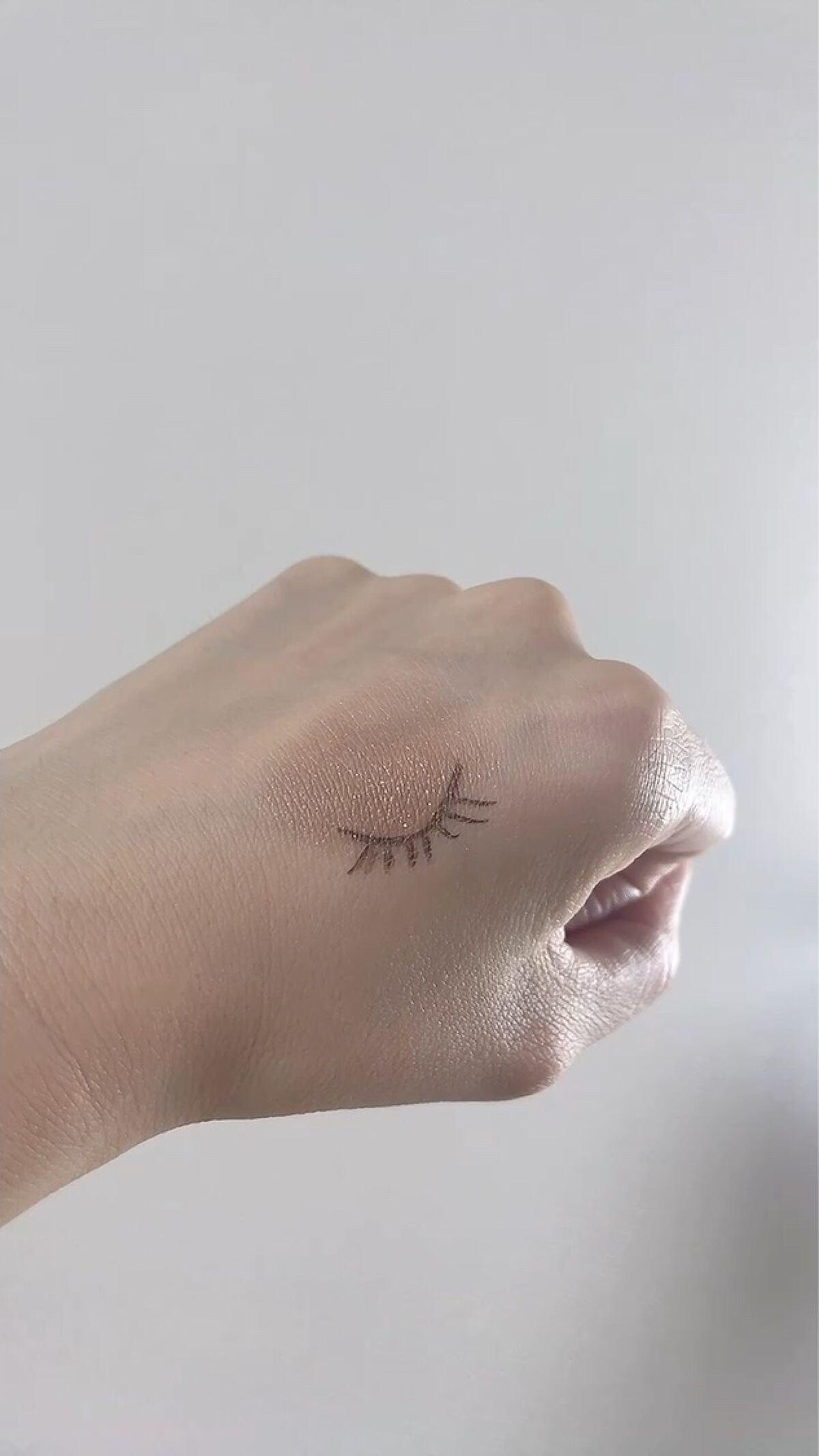 フーミー シングルラメシャドウ/WHOMEE/単色アイシャドウを使ったクチコミ（2枚目）