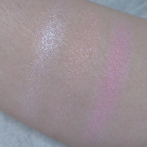 アディクション ザ ブラッシュ ニュアンサー 004N Pink Bliss/ADDICTION/パウダーチークを使ったクチコミ（3枚目）