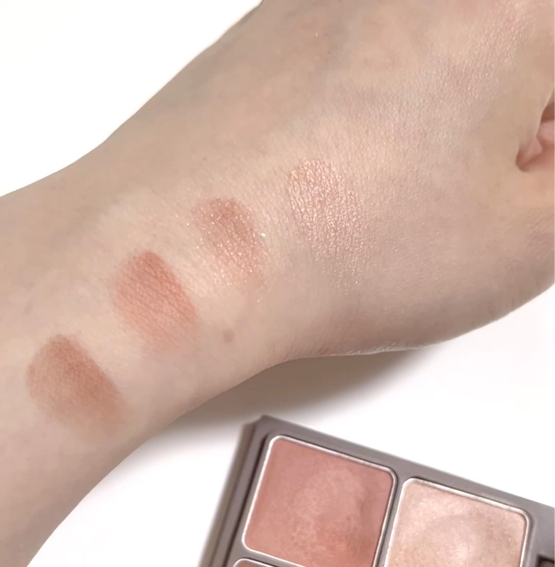 インザミラーアイパレット/Ririmew/アイシャドウパレットを使ったクチコミ（3枚目）